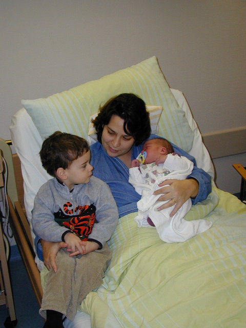 [Mom, Nicolas, and Marcus, 03 Jan 2001]